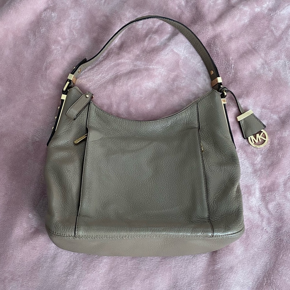Michael Kors Bowery leather shoulder bag purse